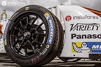 InstaForex - Rakan Rasmi Dragon Racing
