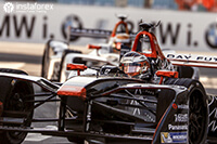 InstaForex - Rakan Rasmi Dragon Racing